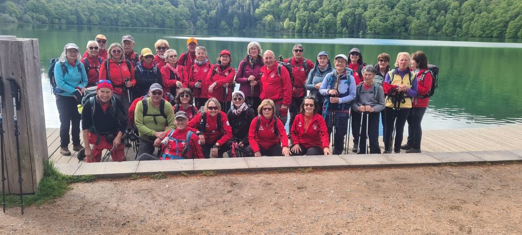 Mardi 13 mai : tour du lac Pavin et des cascades de Chiloza.