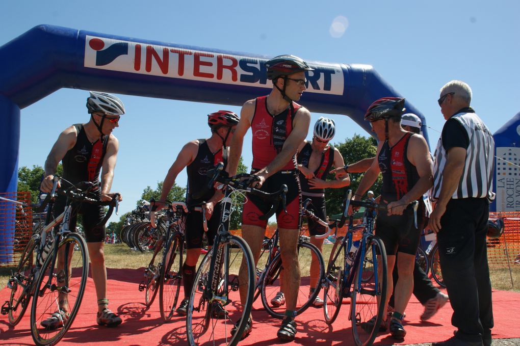 Si les triathlètes ont répondu présent, le soleil lui était au rendez-vous...