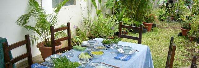 Table bleue, verte