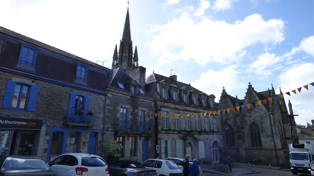 Josselin, Promenade dans les rues de la ville et superbes vues du haut du clocher !