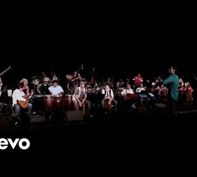 Tony Succar, India - Earth Song de Michael Jackson