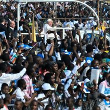 Kinshasa : Le pape François au stade des Martyrs
