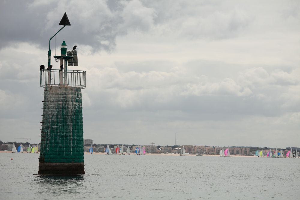 Photos du derby dragon de la baule - yacth club de la baule - les voiles de légende 2011