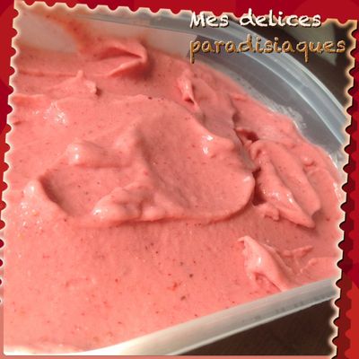 Glace à la fraise maison