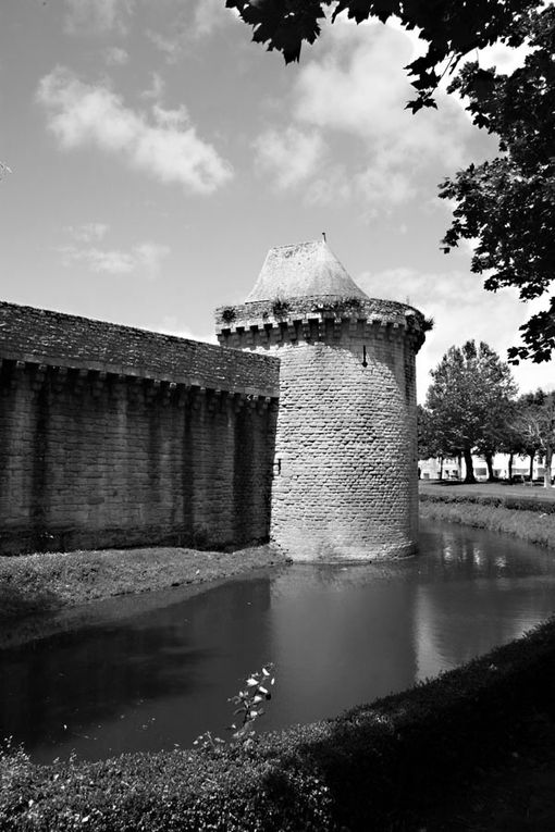 Photos de la ville de Guérande en noir et blanc