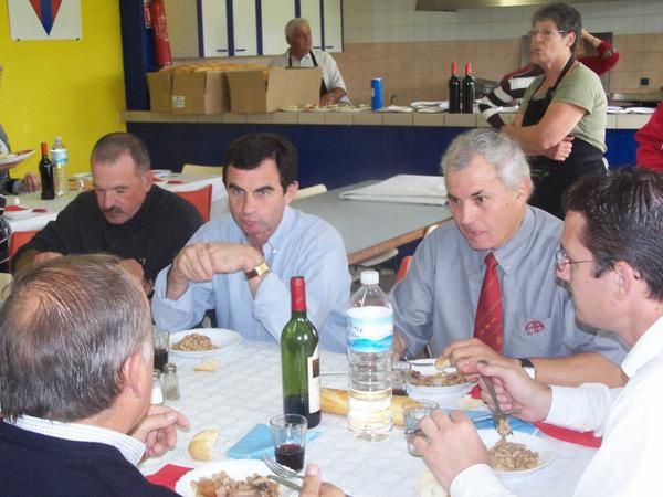 le repas des sponpors avant le match contre Arpajon  