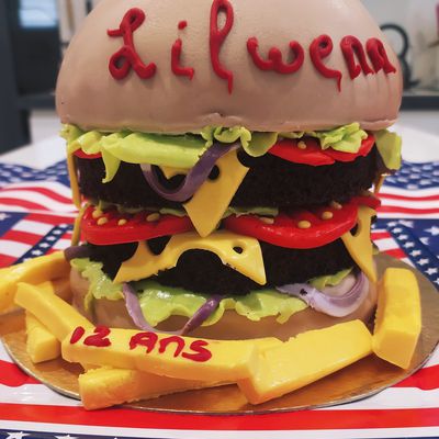 Burger Cake pour l'anniversaire de ma fille ! 