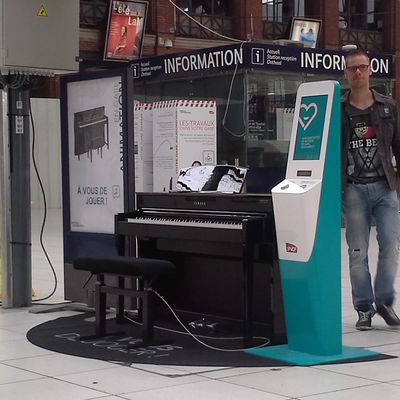 2014/07/04 - Piano dans la gare de Lille Flandres