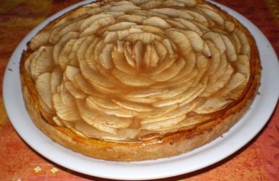 Tarte aux pommes nappée