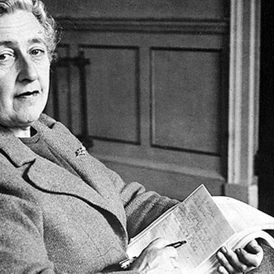 Lââm, une starlette de RnB souffre du racisme de la femme de lettres britannique Agatha Christie