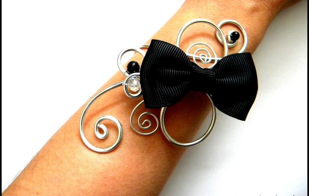 •●๑ AMBRE bracelet noeud noir cristal mariage alu perle