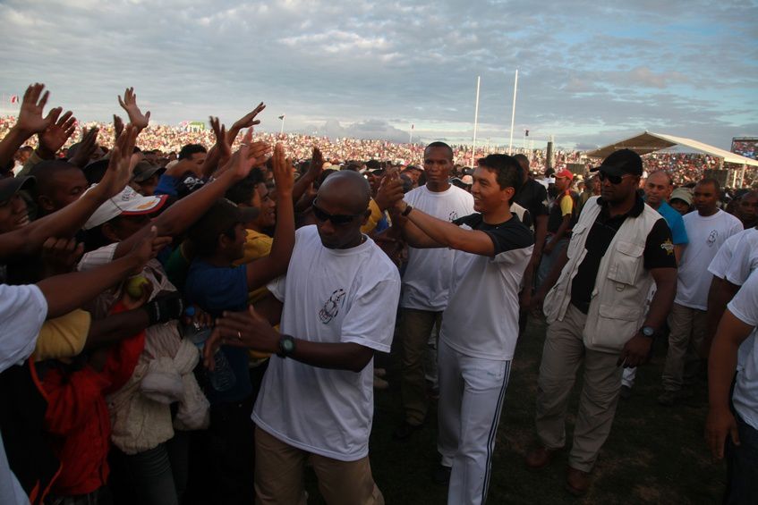 Inauguration du Kianja (Stade) Makis de Madagascar, à Andohatapenaka, par le Président Andry Rajoelina. 5ème partie. Photos: Harilala Randrianarison