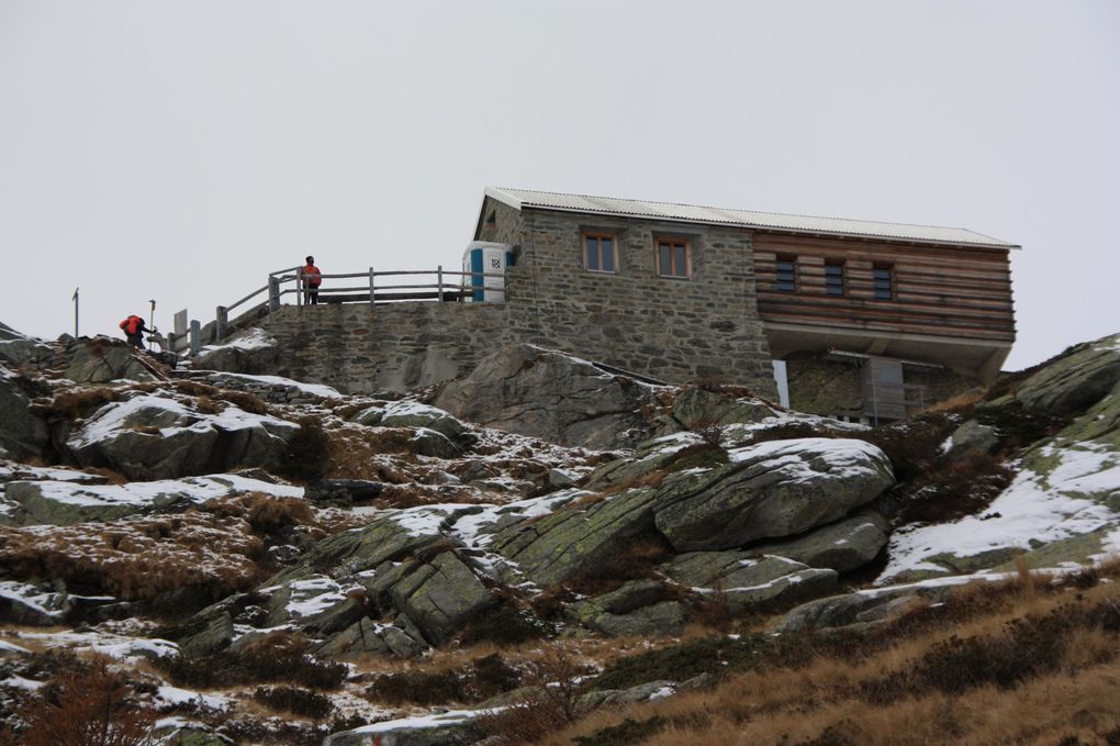 Album fotografico dell'escursione alla capanna Albagno partendo dai monti di Bedretto, sopra Gorduno.