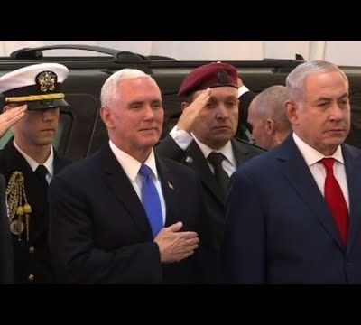 [NOUVEL ORDRE MONDIAL]Le Premier ministre Benjamin Netanyahu et le Parlement israélien reçoivent lundi le vice-président américain Mike Pence avec les honneurs et la reconnaissance accordés au représentant d'une administration très bienveillante envers leur pays et ferme face à l'Iran. (videos medias fr)
