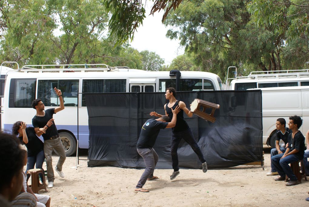 Action Caravane théâtre en Tunisie