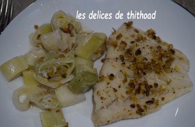Filets de poisson , poireaux et pistaches