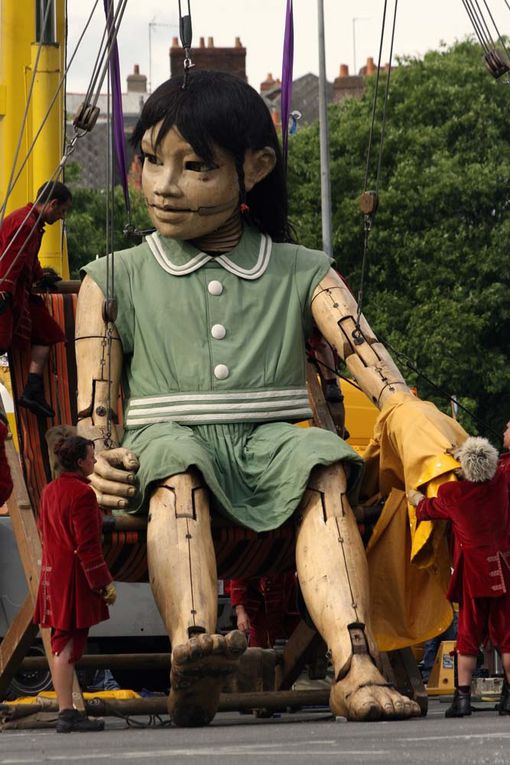 Album - Royal de Luxe Nantes 2009 Geante et Scaphandrier samedi 02