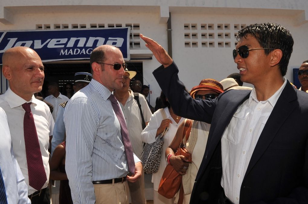 01.12.2012. Inauguration de la nouvelle gare routière de la ville d'Antsiranana par le Président de la Transiiton, Andry Rajoelina. 2-Photos : Harilala Randrianarison