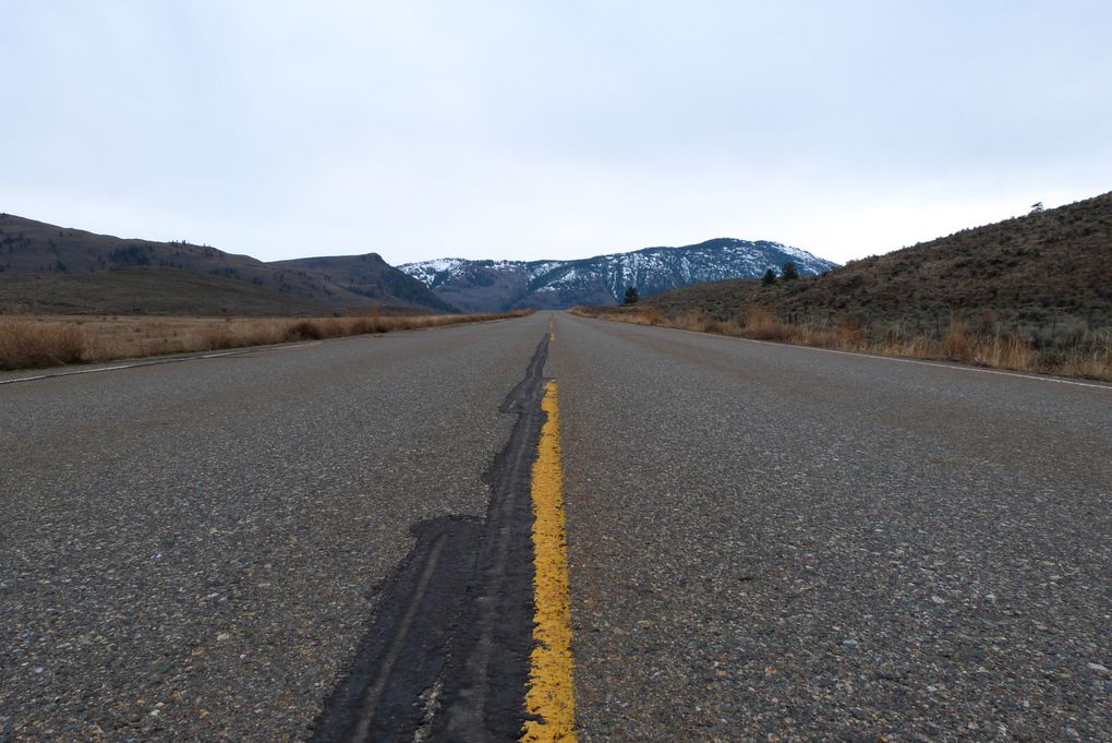 2 semaines passées dans une ferme à Cawston, dans le sud de la colombie britannique. Ce village est située dans la vallée de l'Okanagan, près de Osoyoos où débute le désert canadien. Ce désert canadien s’étend de la frontière américaine