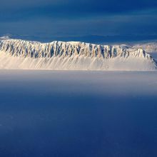 la dernière plateforme glaciaire de l'Arctique canadien s'est effondrée