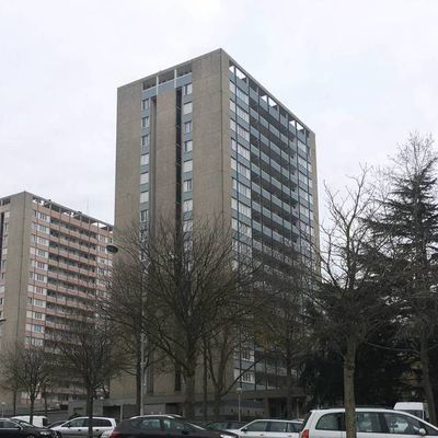 FRANCE : Projet de loi logement. Les députés décident de faciliter la vente des HLM = vente de 40 000 HLM actée