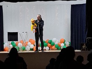 Merci à la municipalité pour le spectacle offert aux enfants .