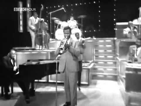 April in Paris - Count Basie and his Orchestra (1965) 