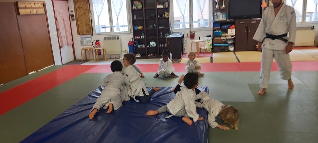 Mercredi 20 sept... 1er cours Eveil Judo... voila les photos !j