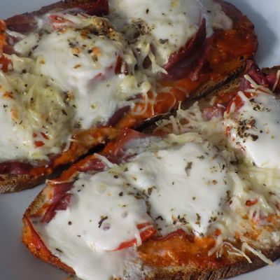 Bruschetta jambon cru/ mozzarella