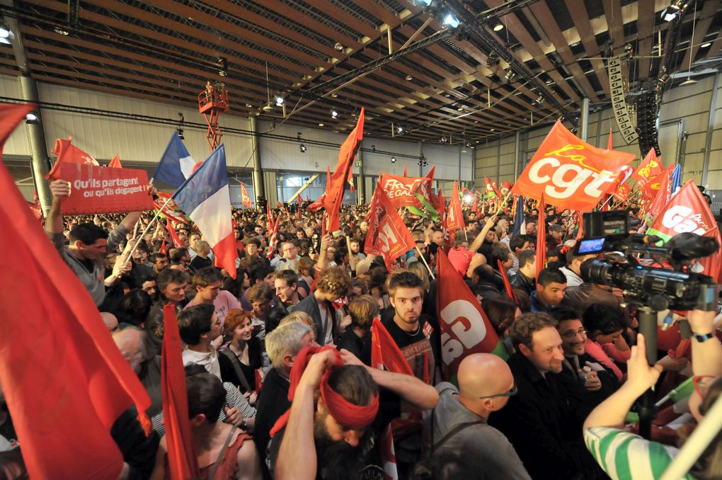 23 000 participants au meeting géant du Front de Gauche à Lille