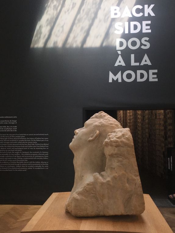 Back Side / Dos à la mode au musée Bourdelle