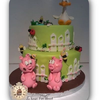 Gâteau ferme en pâte à sucre