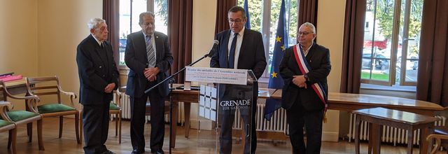 REMISE DE MEDAILLE 