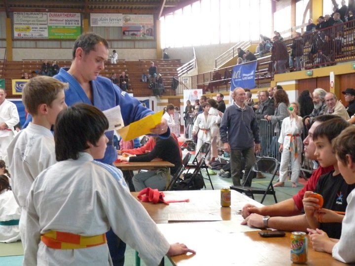 Stage d'arbitre et compétition "4 Saisons " & " Petits Tigres ". Et participation de Frédéric Demontfaucon, champion du monde en 2001 et médaille de bronze aux Jeux Olympiques de Sidney 2000.