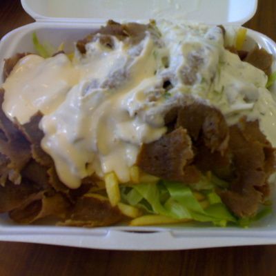 Comment préparer une sauce blanche pour kebab ? (ingrédients, préparation)