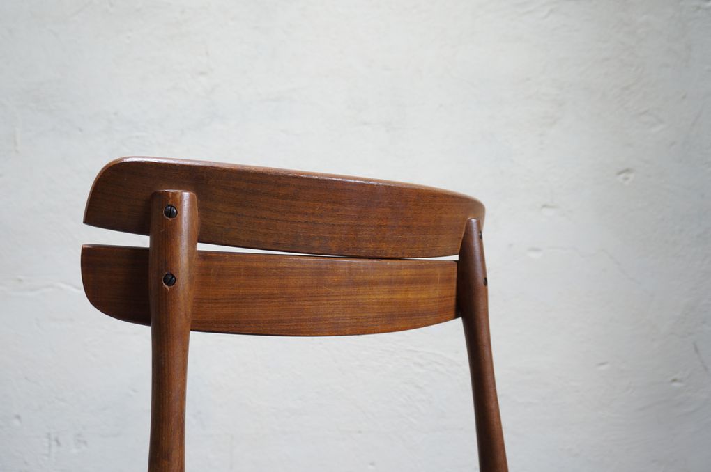 Vendu - Suite de chaise scandinave danois teck années 50 60 design mad men décoration d’intérieur déco mobilier vintage chaises