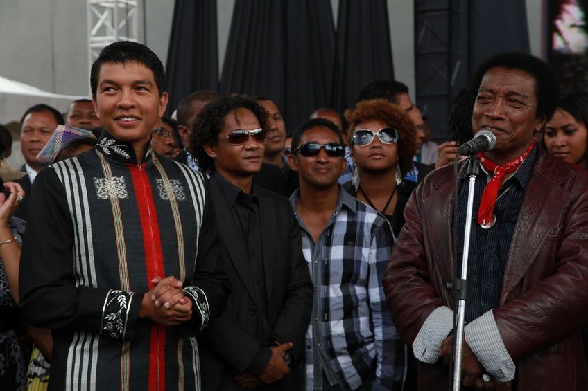 Dans le cadre du IIè anniversaire de la IVèRépublique, le couple présidentiel, Andry et Mialy Rajoelina, a inauguré le «Coliseum de Madagascar» sis à Antsonjombe. 2è partie. Photos: Harilala Randrianarison