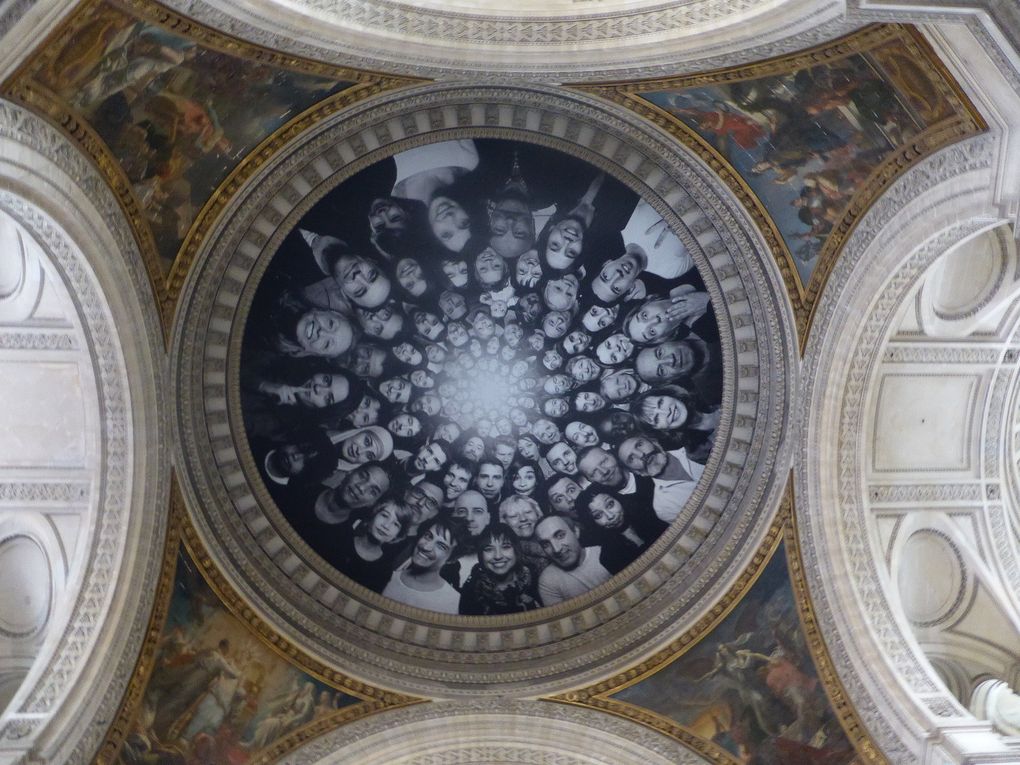 « Au Panthéon ! » installation de JR © Photographies Gilles Kraemer, juin 2014