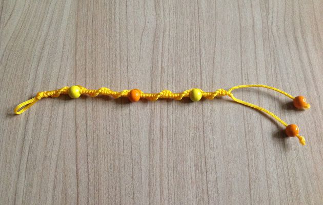 Bracelet jaune