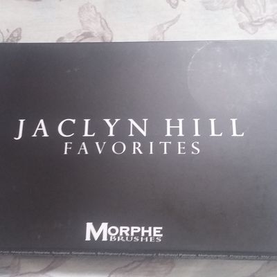 Jaclyn Hill Favorites palette 