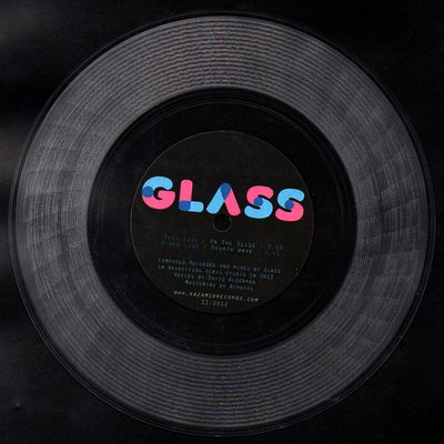 Glass - on the slide - 2012 - 45 RPM  7" - transparent Kazamix Records - 50 ex.