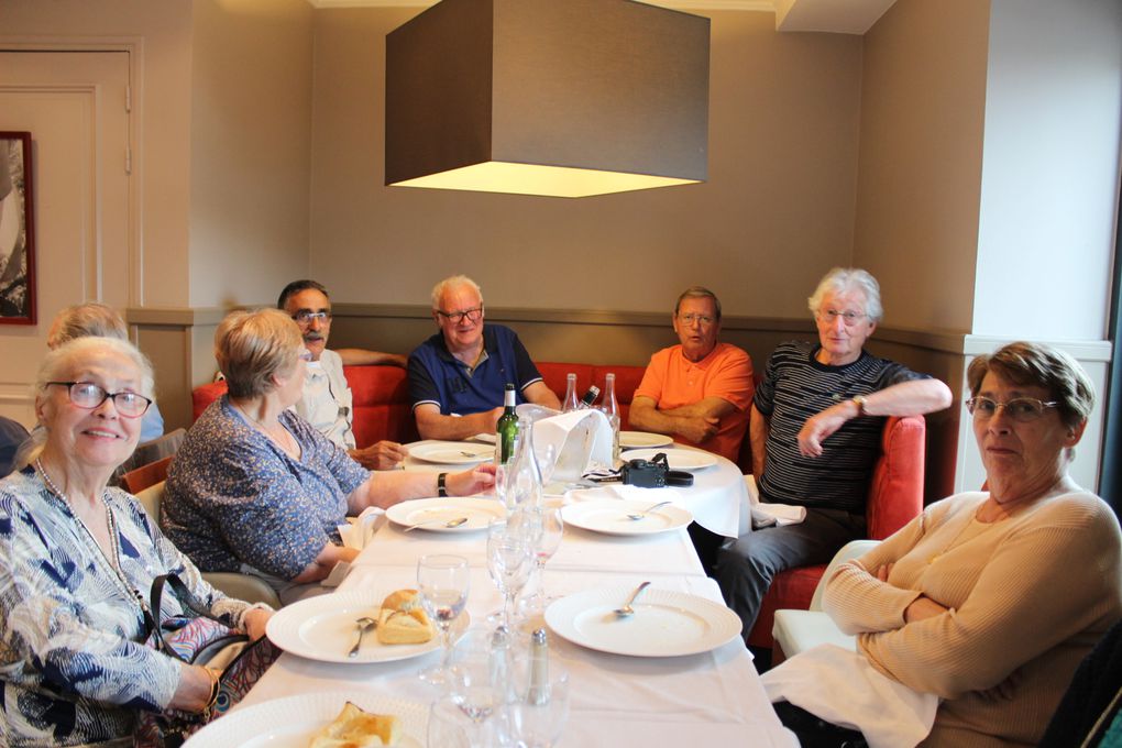 Photos de nos joyeux participants. Les moments convivials de notre voyage. Les visites et les repas. Nous avons fêtés l'anniversaire de notre amies André Glais. De retour cette année, Charles et Anne-Marie Bilot et Marie Claude. Un petit nouveau, notre ami Charles Schmitt (Charlie). Etait présent pour la visite de chantier M. Jérôme Perrin. Les photos de clôture de notre voyage avec un one man show de la la ZOUBIDA.