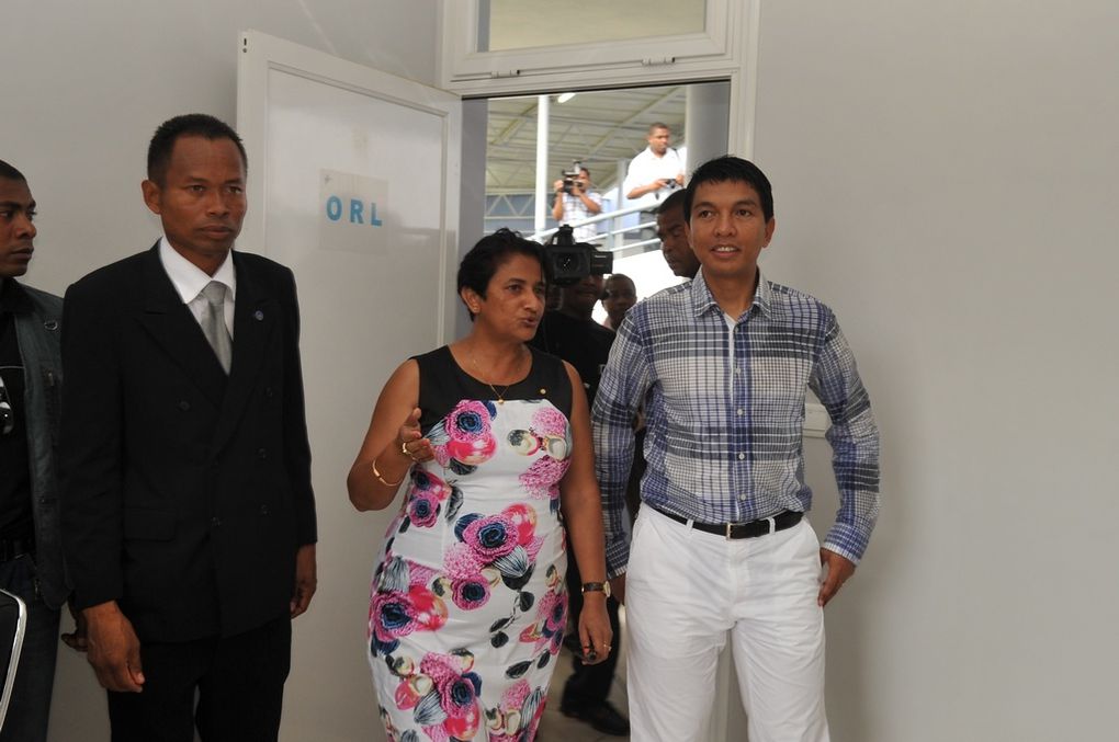 Le Président Andry Rajoelina inaugure le nouvel hôpital construit aux normes internationales ("Hopitaly manara-penitra"). Photos: Harilala Randrianarison