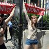 les trois Femen écopent de sursis en appel