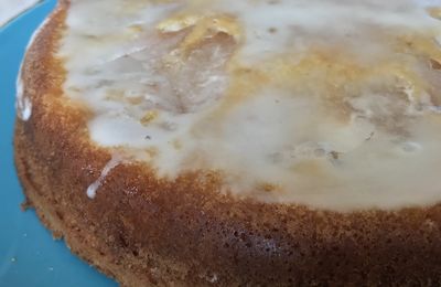 Moelleux aux poires confites et aux amandes
