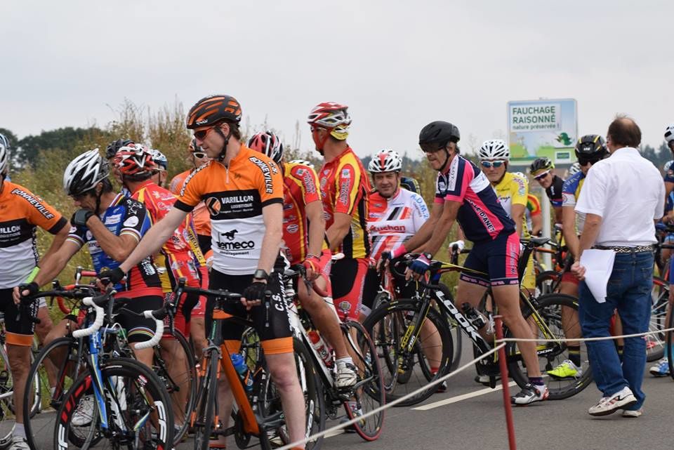 Les résultats et les photos des courses de St Lubin des Joncherets (28)