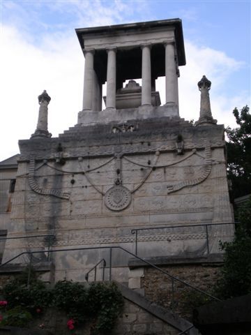 Album - PERE-LACHAISE