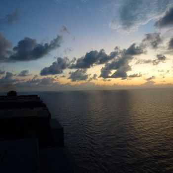 Lever de soleil mer de Chine Sud 07 Juin 2016