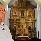 El sacerdote Numa Molina cree que a Chávez pudieron provocarle el cáncer