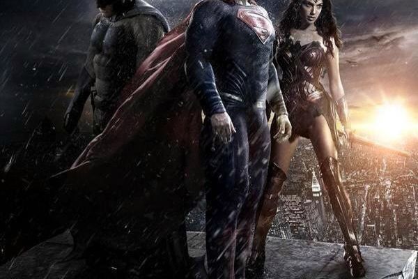 Batman v Superman Dawn of Justice - Bande Annonce Leak